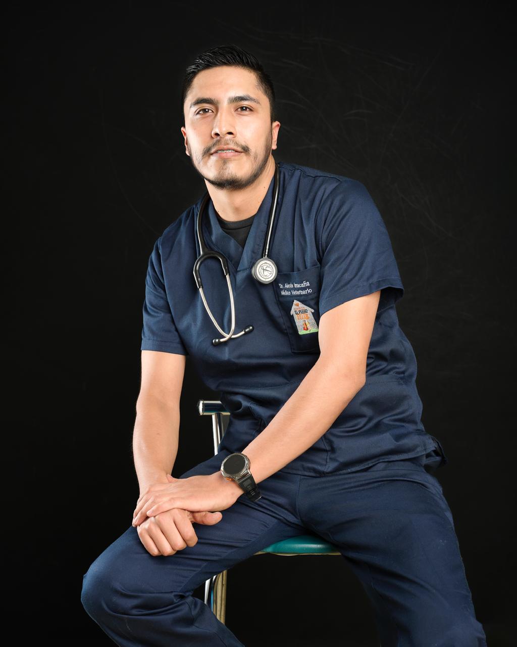 Dr. Alexis Imacaña